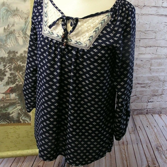 Womens Top Long Sleeve - Picture 2 of 7